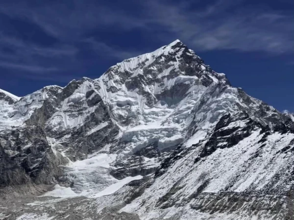 Can Budget Trekkers Do the Everest Base Camp Trek?