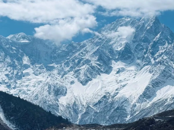 Manaslu Circuit Group Join Trek Vs Private Trek