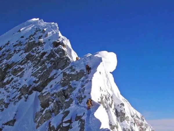 Everest Climbing Cost 2026: Complete Expedition Price Guide