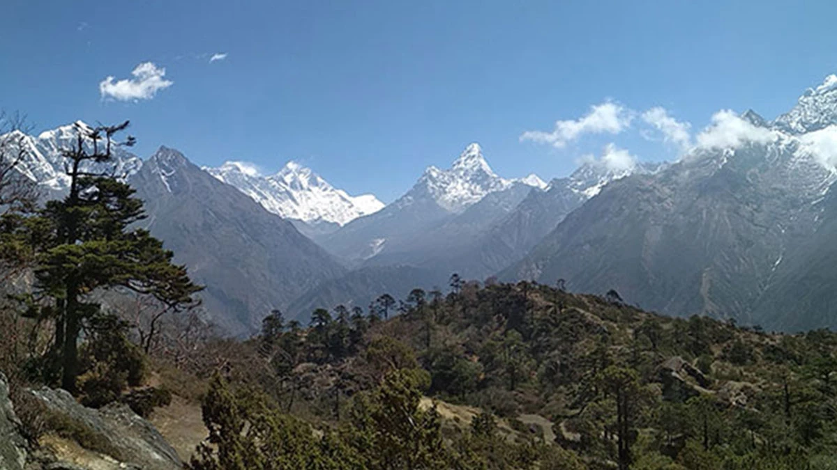 Gorakshep to Lukla Helicopter Flight 2023: Your Ultimate Guide to a Scenic Everest Return