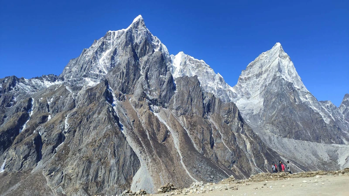 Everest Base Camp Trek by Road - 18 Days