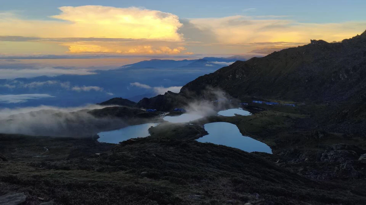 Pach Pokhari Trek