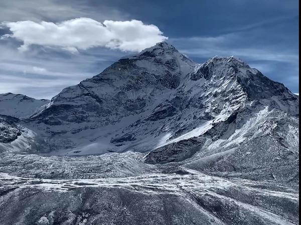 Everest Base Camp and Gokyo Lake Trek with Heli Return