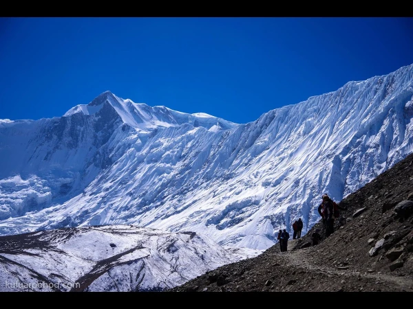 Snow Capped Mountains In Annapurna Round Trek
